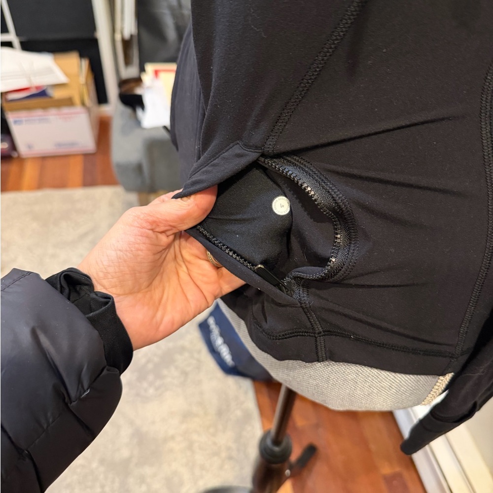 Lululemon Athletica Define thin hooded jacket - Picture 3 of 4